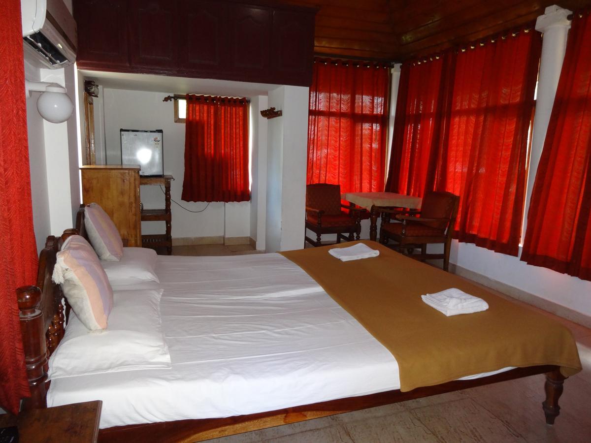Pozhiyoram Ayurveda Beach Resort Alappuzha Екстер'єр фото